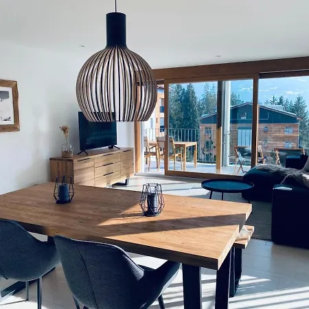 Moderne Nahe Bergbahnen Apartamento Laax