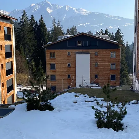 Moderne Nahe Bergbahnen Lägenhet