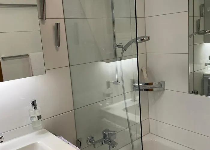 Moderne Nahe Bergbahnen Apartamento *